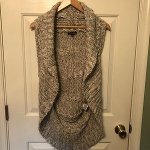 Chunky Knit Sweater Vest